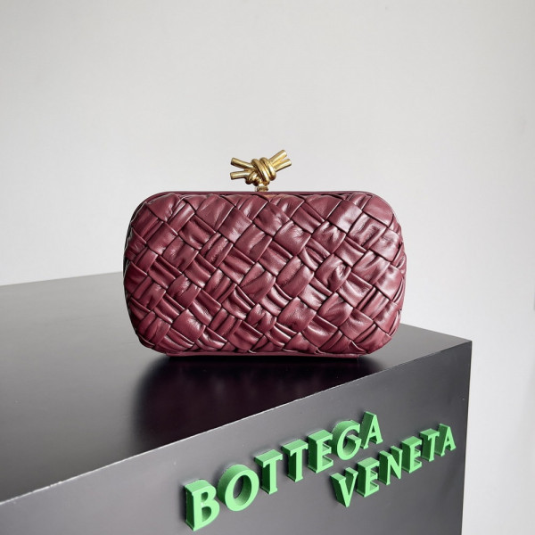 HOT SALE BOTTEGA VENETA Knot Minaudiere