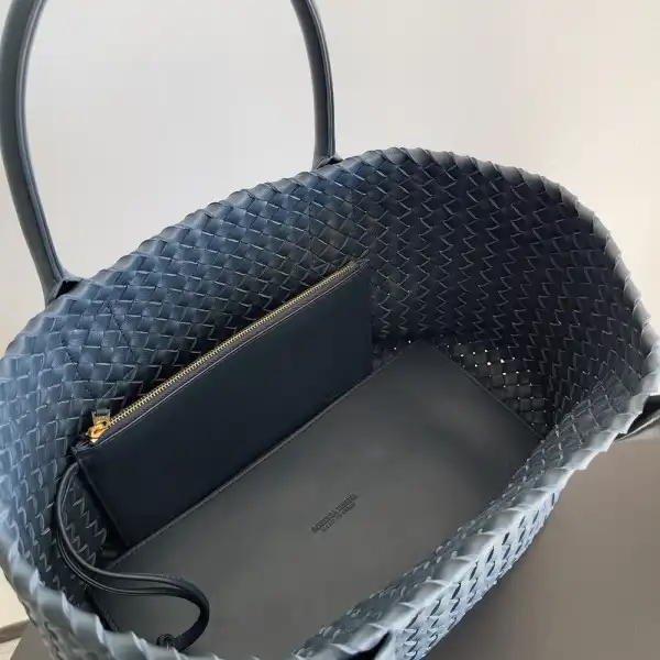 BOTTEGA VENETA MEDIUM ANDIAMO