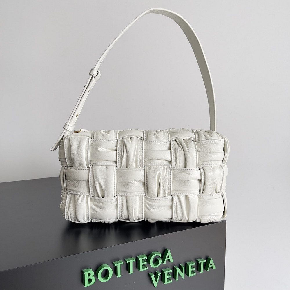 HOT SALE BOTTEGA VENETA BRICK CASSETTE