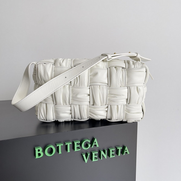 HOT SALE BOTTEGA VENETA BRICK CASSETTE