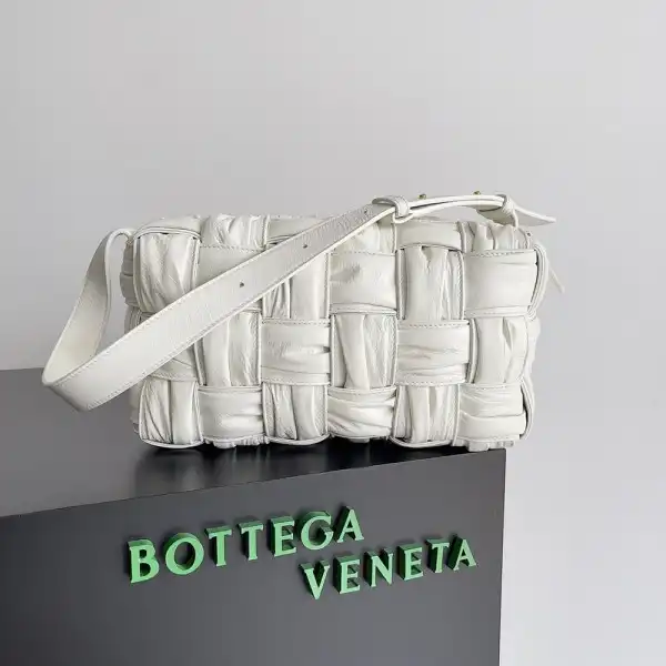 BOTTEGA VENETA BRICK CASSETTE