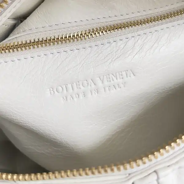 BOTTEGA VENETA BRICK CASSETTE