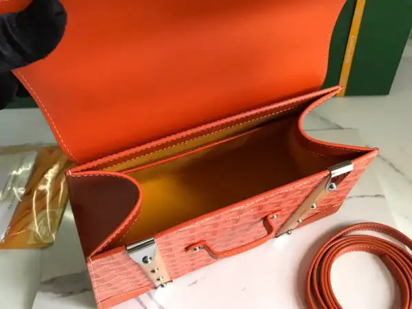 GOYARD SAIGON SMALL