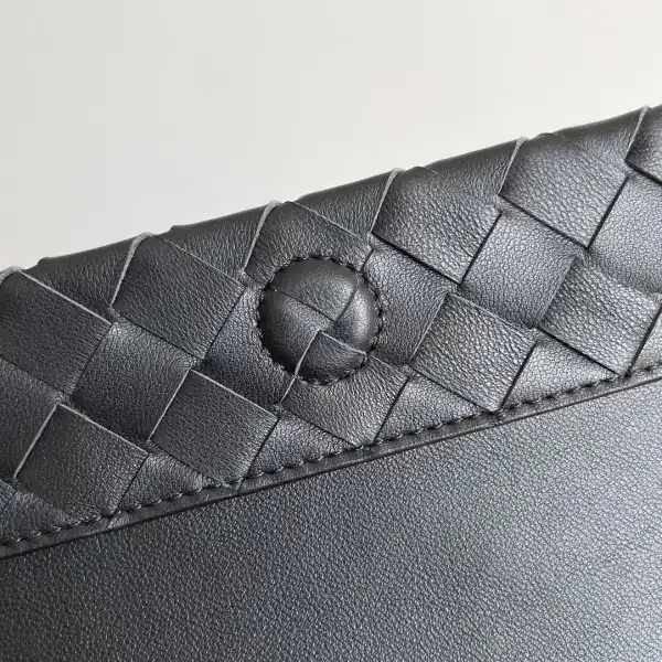 BOTTEGA VENETA Pouch On Strap