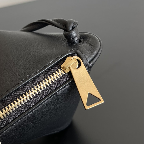 BOTTEGA VENETA Pouch On Strap