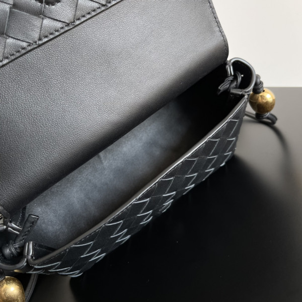 BOTTEGA VENETA Pouch On Strap