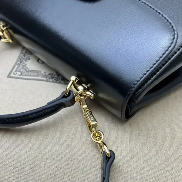 First bag ru Gucci Horsebit 1955 medium bag