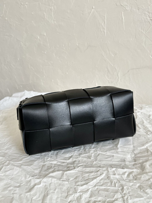 HOT SALE BOTTEGA VENETA SMAL BRICK CASSETTE