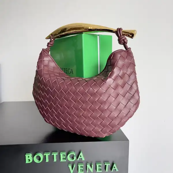 Bagsoffer yupoo BOTTEGA VENETA  CLASSIC Sardine Top Handle Bag