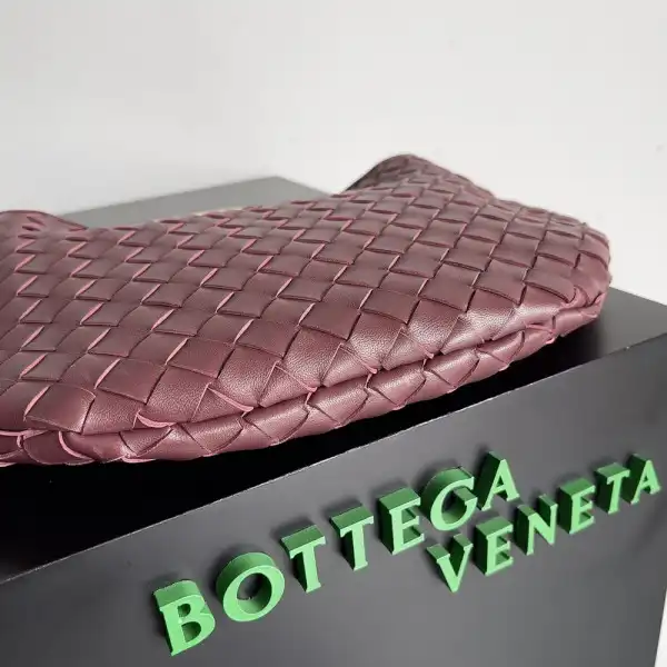 Frstbag ru BOTTEGA VENETA  CHANELASSIC Sardine Top Handle Bag