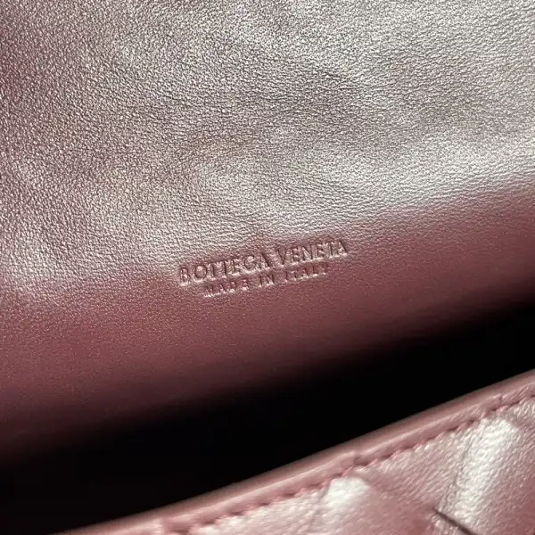 BOTTEGA VENETA Pouch On Strap