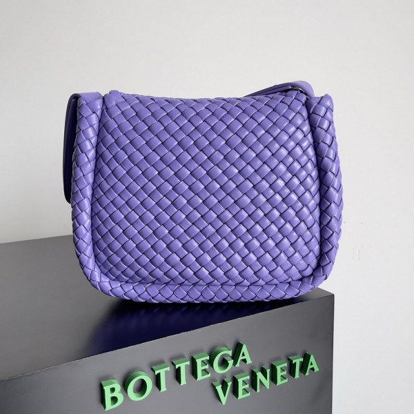 HOT SALE BOTTEGA VENETA  Small Cobble Shoulder Bag