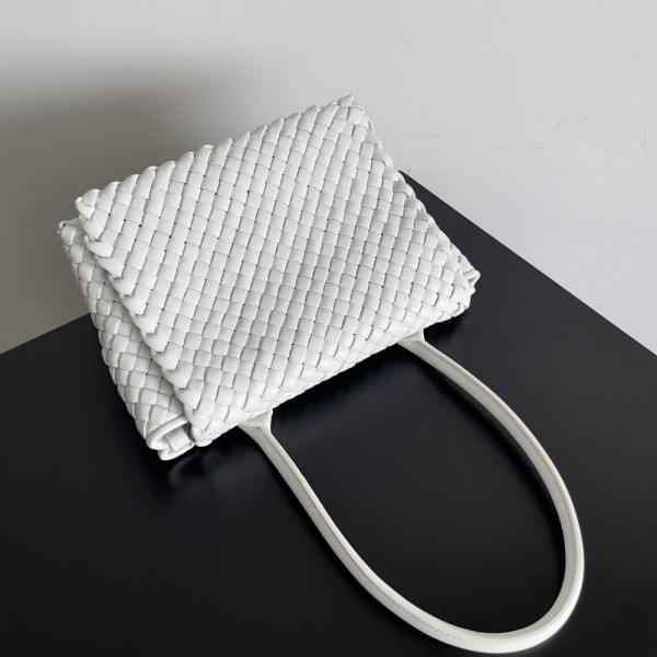 BOTTEGA VENETA Patti Top Handle Bag