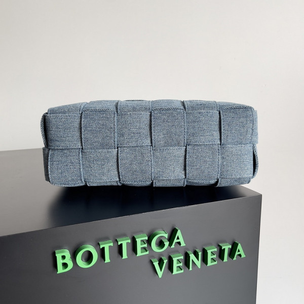 HOT SALE BOTTEGA VENETA BRICK CASSETTE