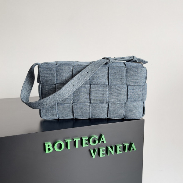 HOT SALE BOTTEGA VENETA BRICK CASSETTE