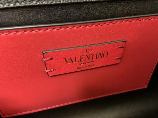 Bagsoffer yupoo VALENTINO VSLING