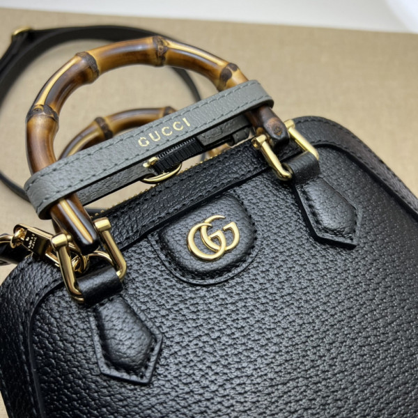 HOT SALE Gucci Diana mini tote bag