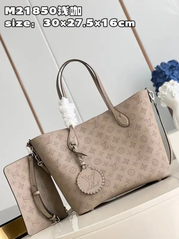 Affordable LOUIS VUITTON BLOSSOM MM