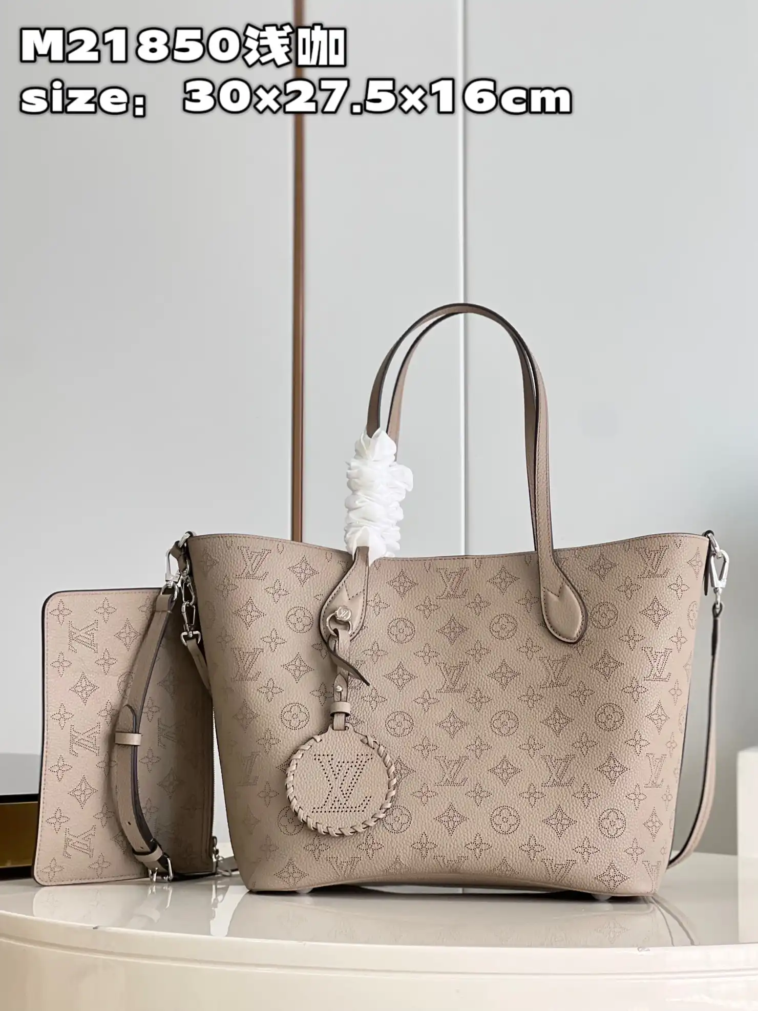 Affordable LOUIS VUITTON BLOSSOM MM