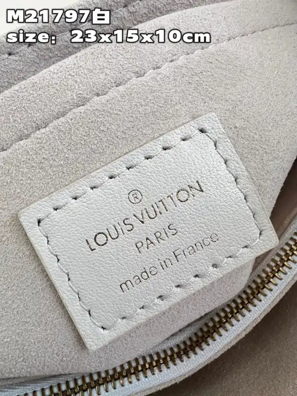 Affordable LOUIS VUITTON HOLD ME