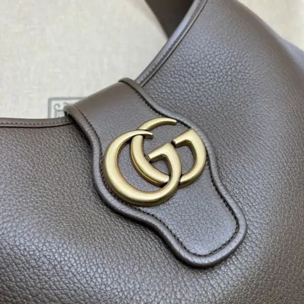 Affordable GUCCI Aphrodite medium shoulder bag