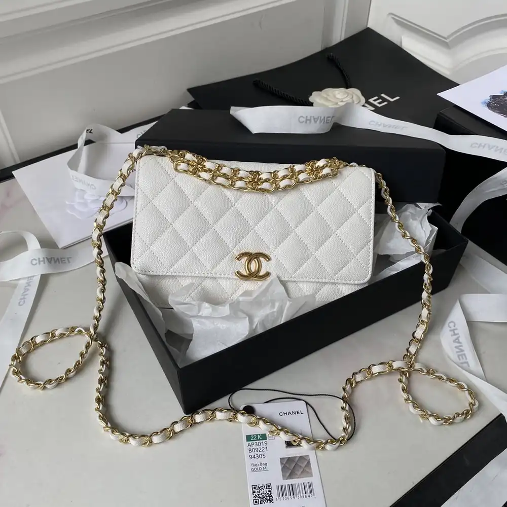 CHANEL WALLET