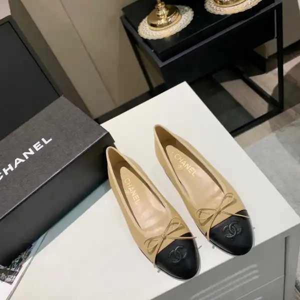 First bag ru CHANEL Ballet Flats