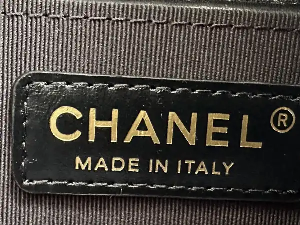 First Bag Ru CHANEL VANITY CASE