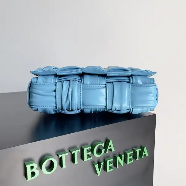 Frstbag ru BOTTEGA VENETA CASSETTE