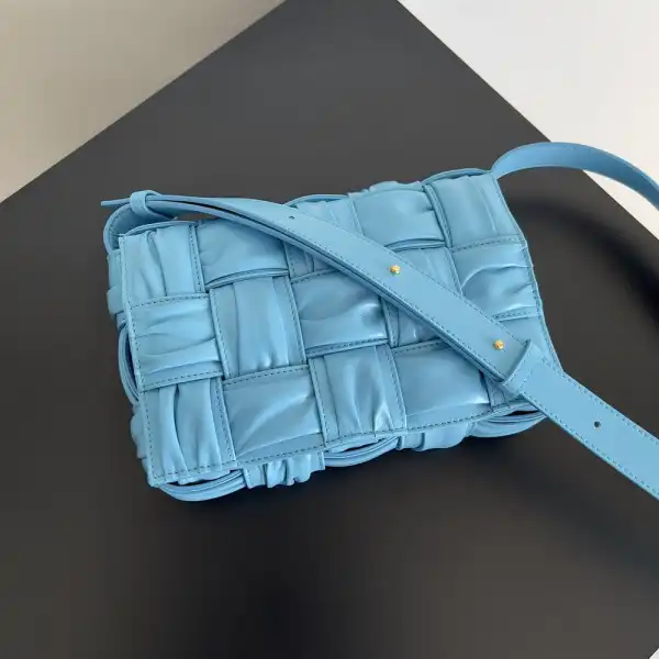 BOTTEGA VENETA CASSETTE