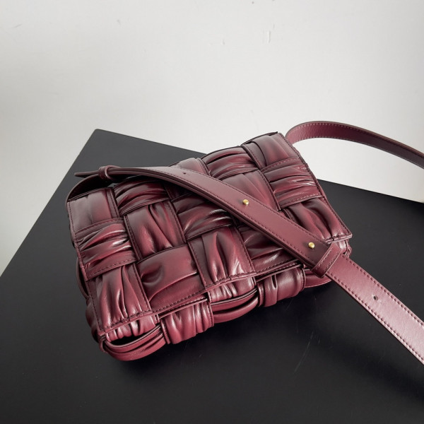 HOT SALE BOTTEGA VENETA CASSETTE