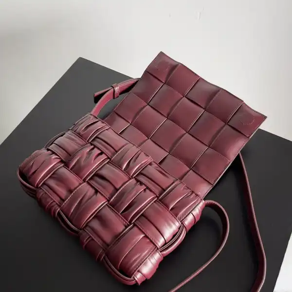 BOTTEGA VENETA CASSETTE