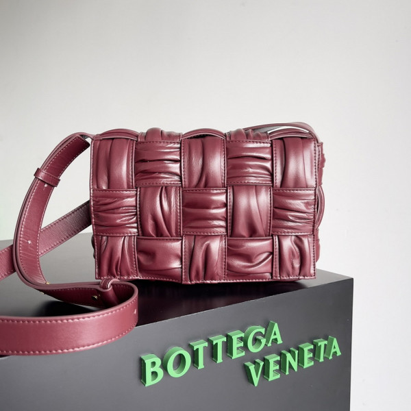 HOT SALE BOTTEGA VENETA CASSETTE