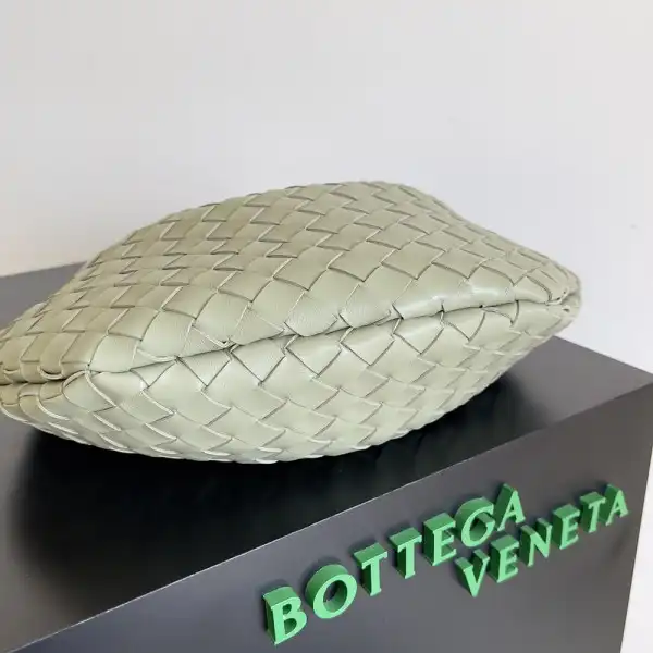 Bagsoffer yupoo BOTTEGA VENETA  CLASSIC Sardine Top Handle Bag