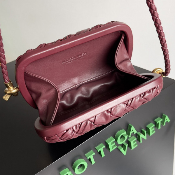 HOT SALE BOTTEGA VENETA Knot Minaudiere On Strap