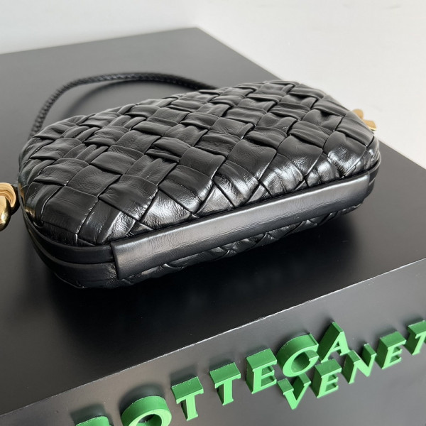 HOT SALE BOTTEGA VENETA Knot Minaudiere On Strap