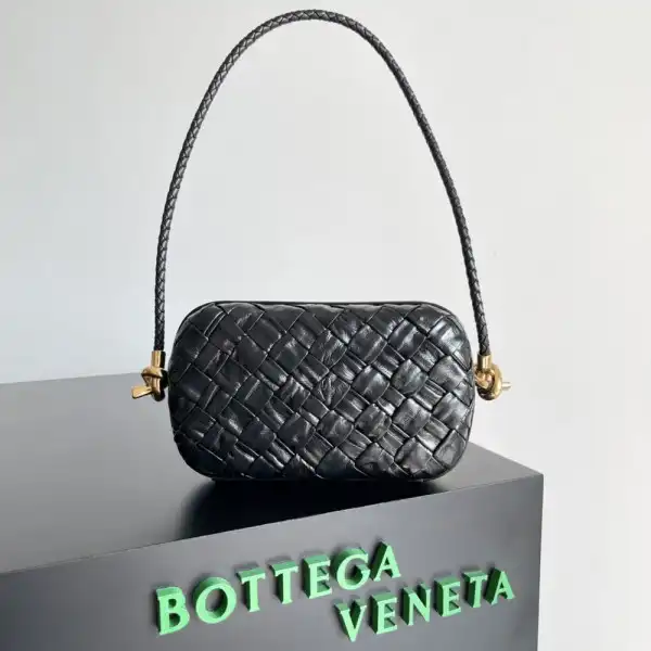 First bag ru BOTTEGA VENETA Knot Minaudiere On Strap