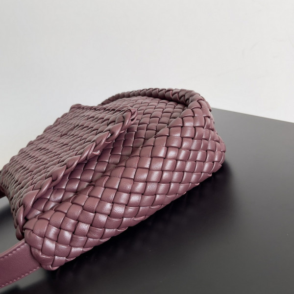 HOT SALE BOTTEGA VENETA  Small Cobble Shoulder Bag