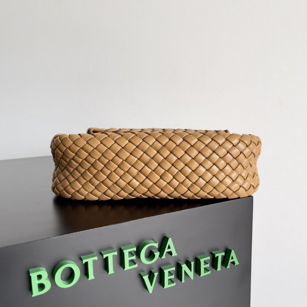 HOT SALE BOTTEGA VENETA  Small Cobble Shoulder Bag