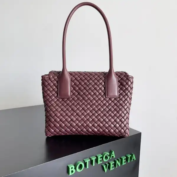 First bag ru BOTTEGA VENETA Patti Top Handle Bag