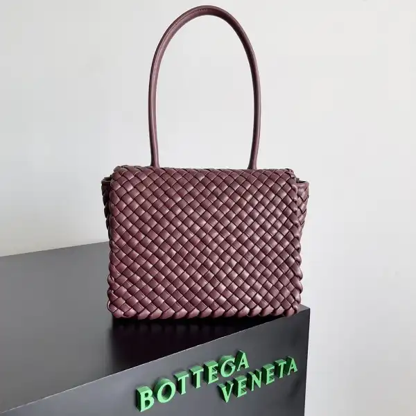 First bag ru BOTTEGA VENETA Patti Top Handle Bag