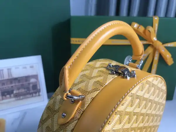 First bag ru GOYARD The Alto Hatbox Trunk Bag