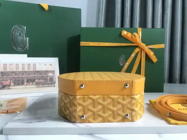 Yupoo bagsoffer GOYARD The Alto Hatbox Trunk Bag