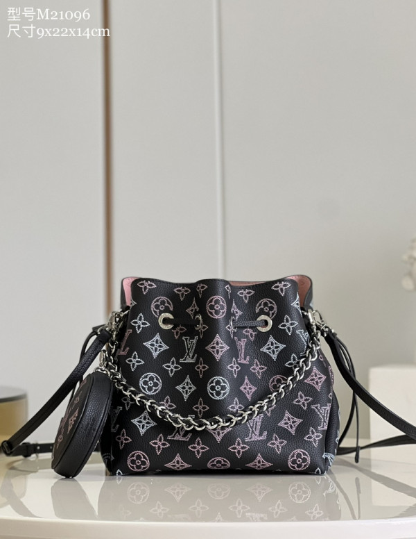 LOUIS VUITTON BELLA