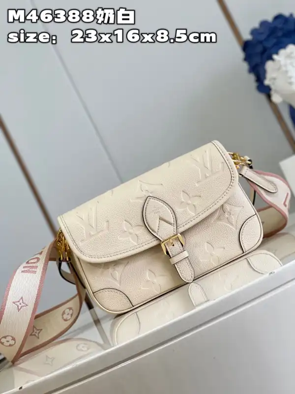 Aaa replica ru LOUIS VUITTON Nano Diane