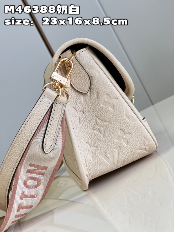 HOT SALE LOUIS VUITTON Nano Diane