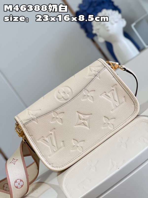 HOT SALE LOUIS VUITTON Nano Diane