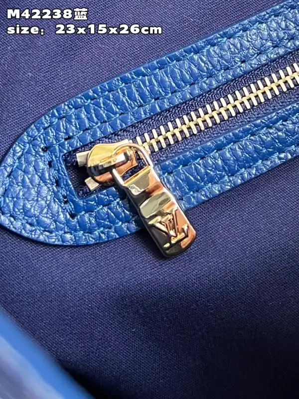 First bag ru LOUIS VUITTON NANO BUCKET