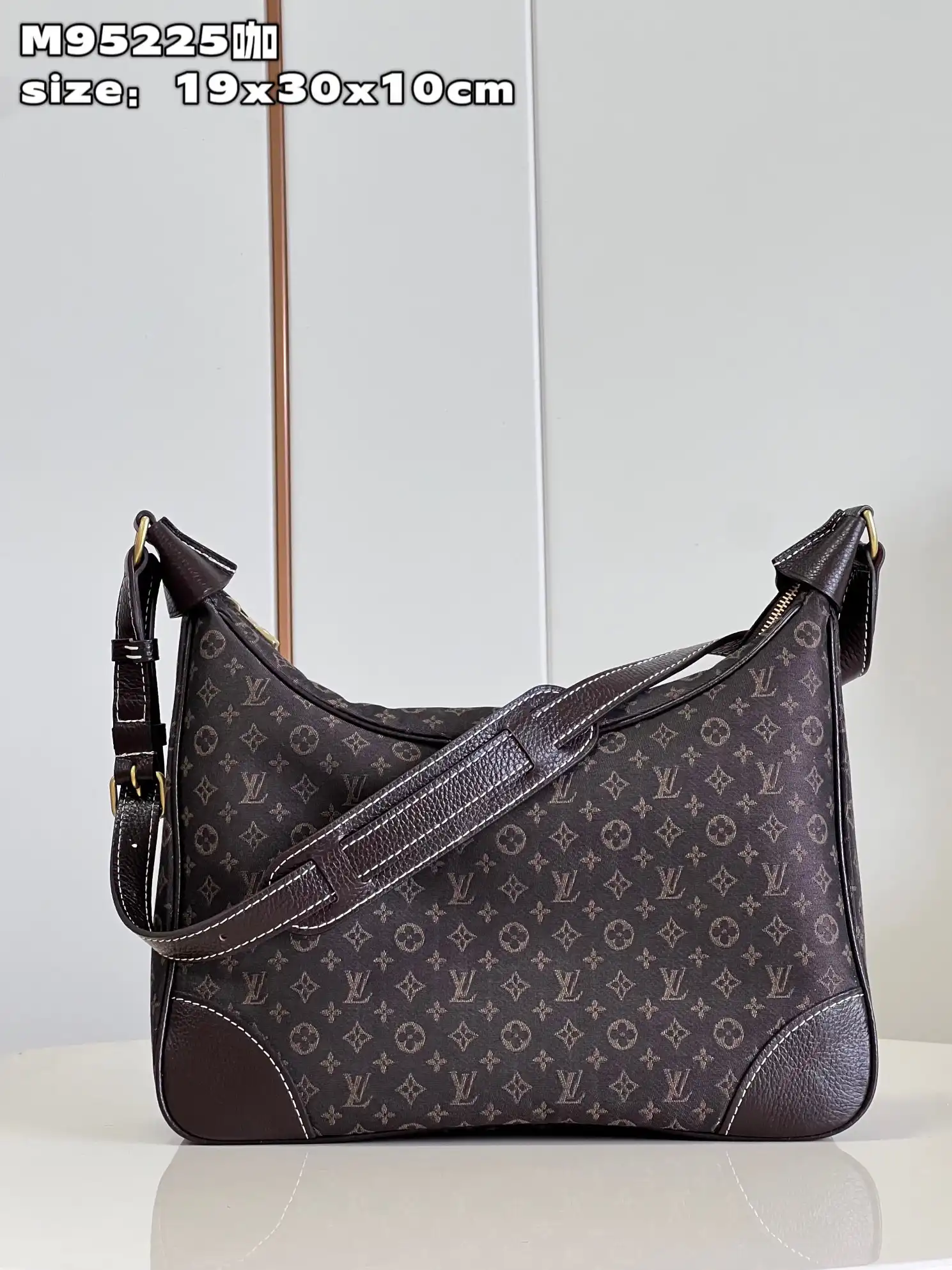 First bag ru LOUIS VUITTON BOULOGNE