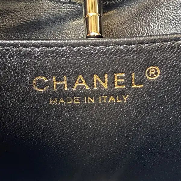 CHANEL 31 MINI SHOPPING BAG